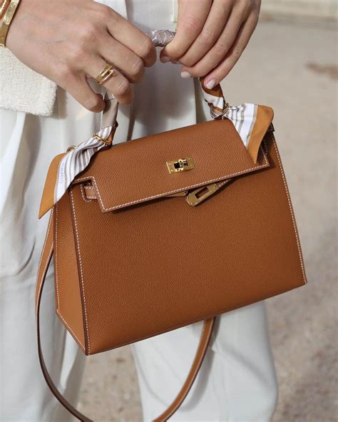 hermes clutch kelly price|hermes kelly price guide.